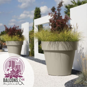 décoration jardin pays-de-gex paysagiste extérieur jardinier jardinerie fleur mobilier balcon pot bac jardinière